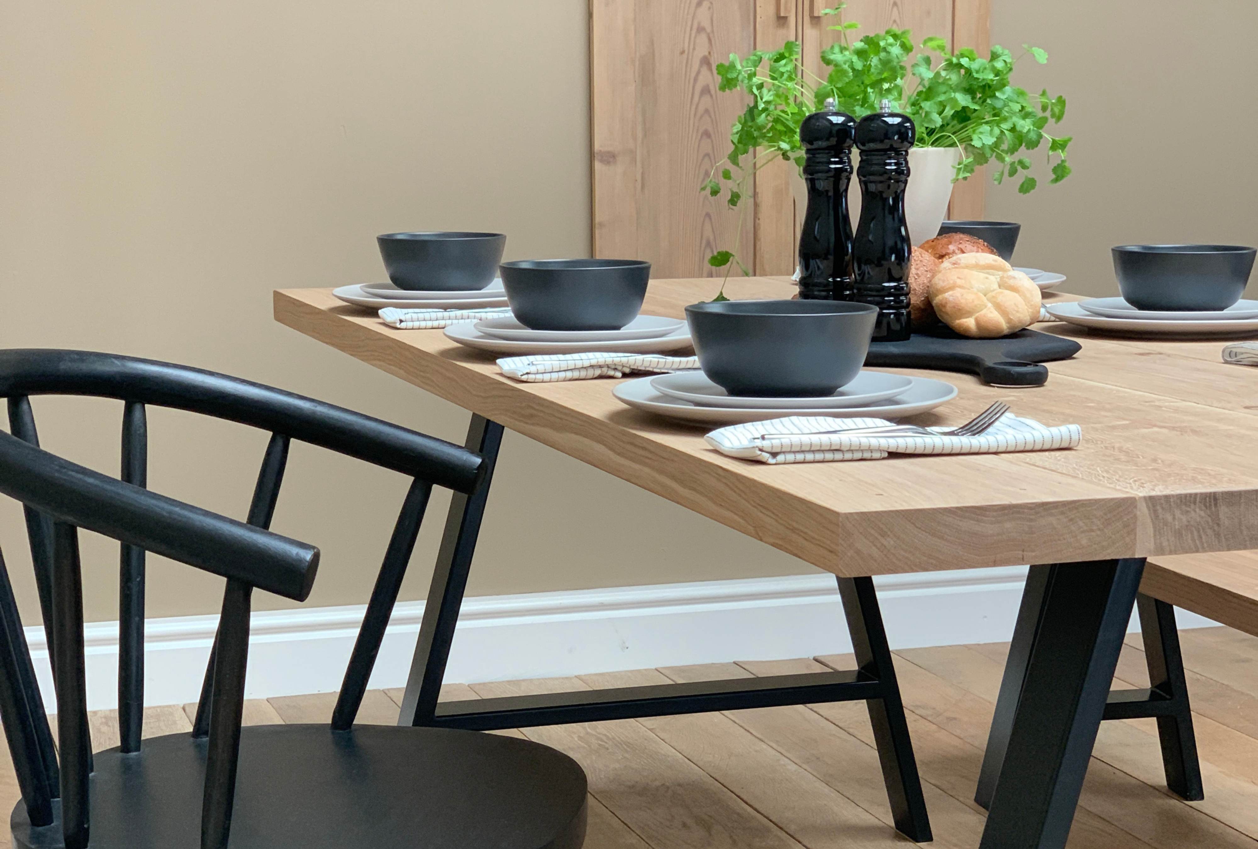 Handmade Oak Tables Made To Order Willen Rose